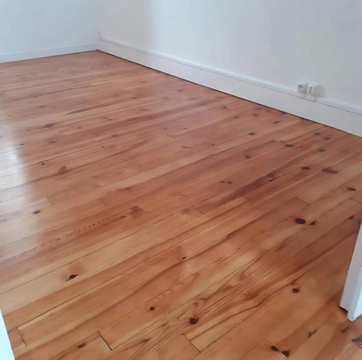 Travaux de vitrification de parquet Tarare