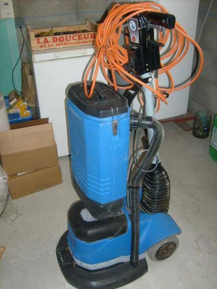 Equipement de nettoyage Tarare